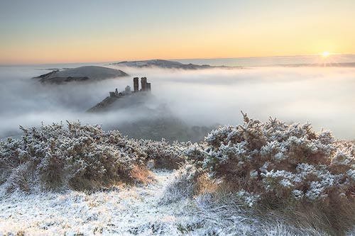 Snow and Mist at Corfe Castle